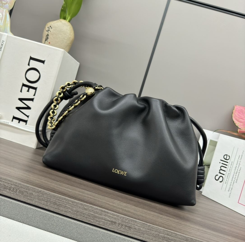 l*ew* satchel bags